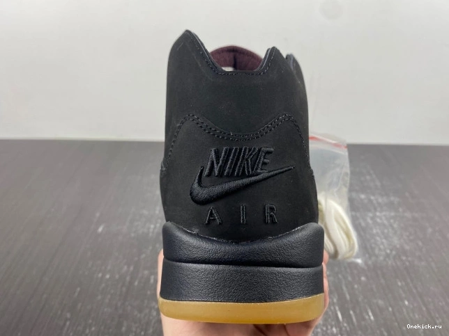 One Kick Black 5 Air Maniere x FD1330-001 Jordan A Ma 0804